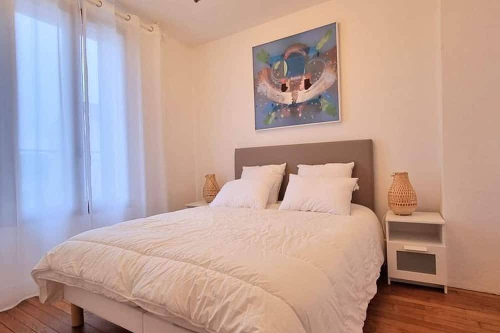 Casa de piedra con jardín, cerca de París y Versalles in Carrières-sur-Seine, Yvelines