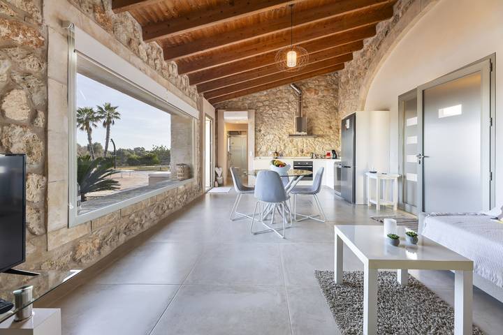 Ländliche Villa Torradeta mit Infinity Pool, Garten, Terrasse, A/C und Wlan in Muro, Mallorca Norden