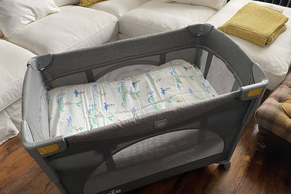 New Listing - Chic Apt in Central Cheltenham Free Permit Parking in Cheltenham, Gloucestershire