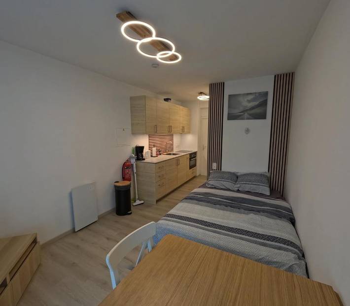 Appartement de vacances pour 2 personnes, avec piscine et jardin