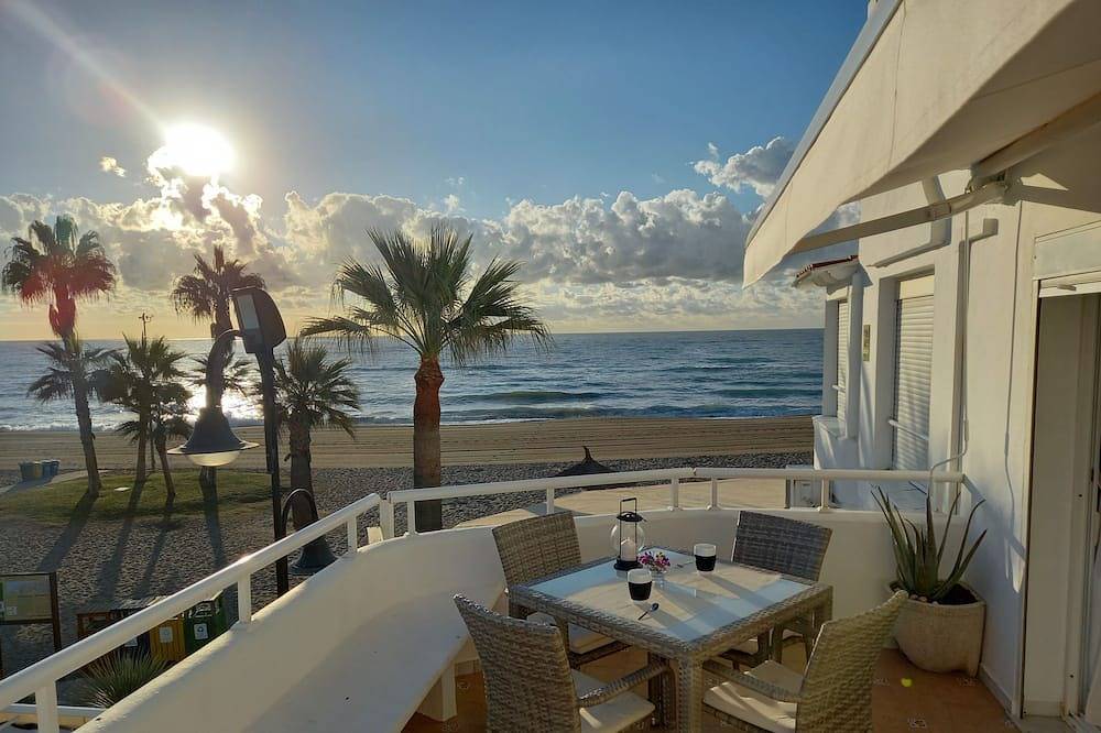 Apartment for 5 People in La Cala de Mijas Centre, Costa del Sol