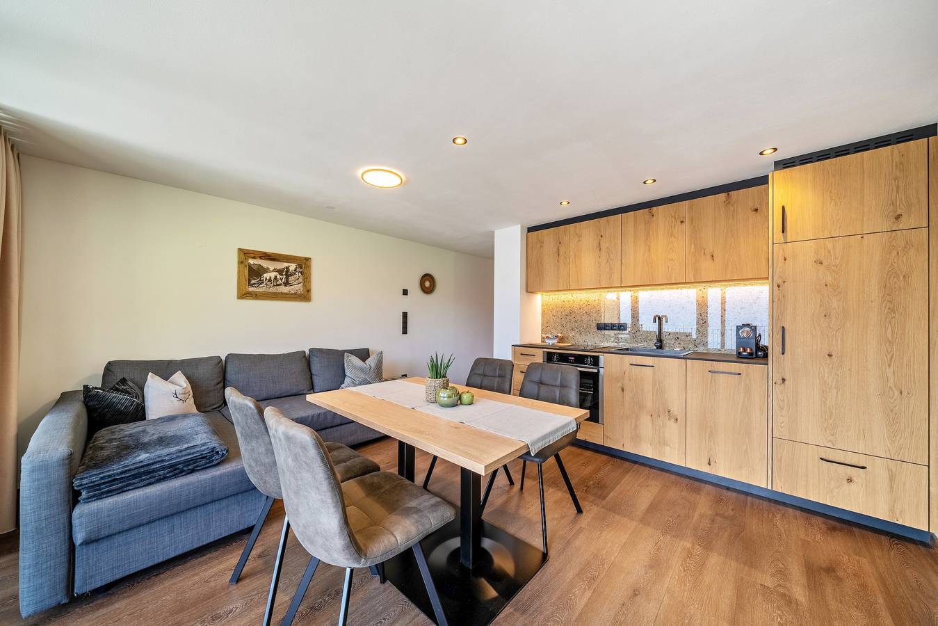 Ganze Wohnung, Ferienwohnung 'Sunnseitn Lodge Alps' mit Bergblick, privater Terrasse und Wlan in Stuls, Moos in Passeier