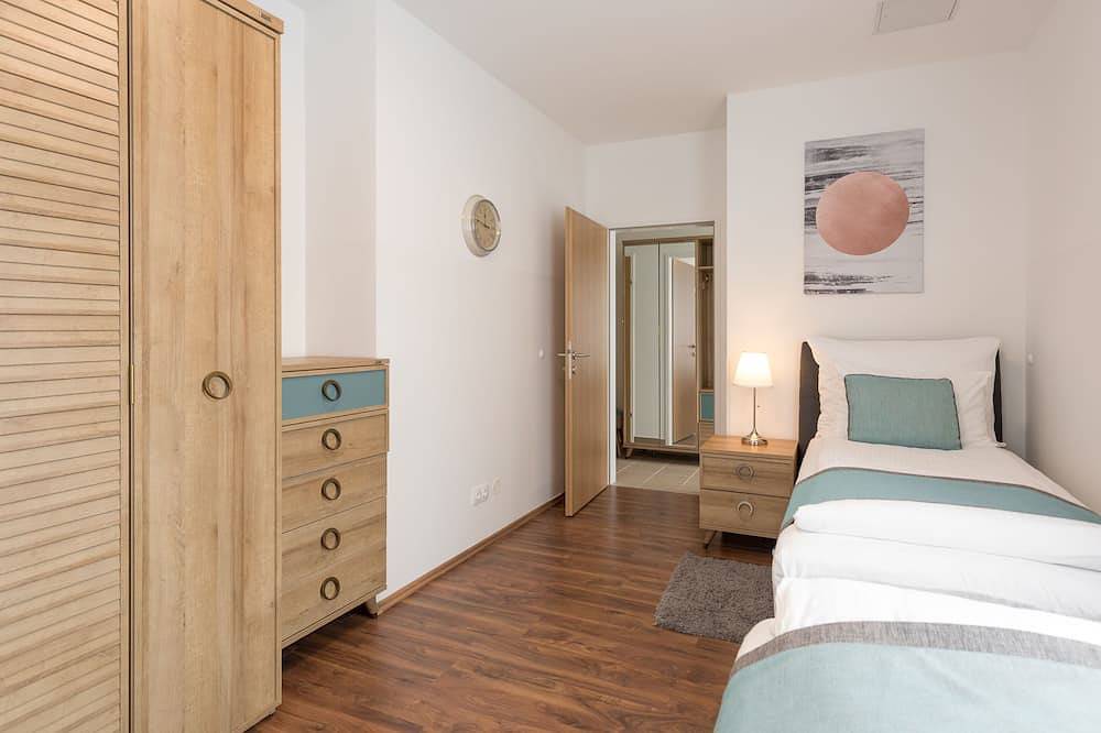 Ganze Wohnung, Moderne, ruhige Suite mit 2 Schlafzimmern und geräumiger Terrasse / in der Nähe der U-Bahnlinie 8of10 in Wien, Donau Niederösterreich