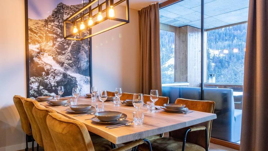 Ganze Wohnung, Silvretta Panorama Suites — Luxe 8p appartement nabij skigebied in Schruns, Schruns-Tschagguns