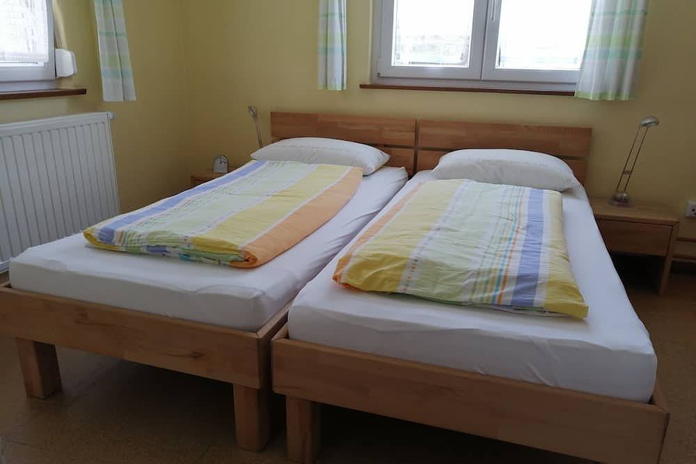 Apartamento entero, Apartamento de 2, 44 metros cuadrados, 2 dormitorios, máx. 3 personas in Tubinga, Neckar-Alb