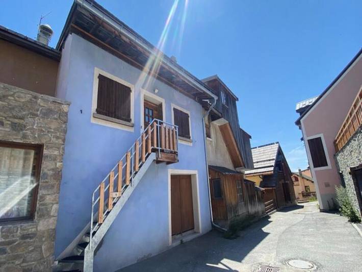 Gîte pour 8 personnes, avec balcon, animaux acceptés dans Office De Tourisme De Montgenevre - 2