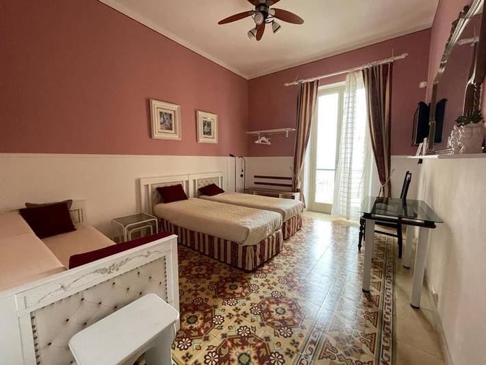 Chambre d’hôte pour 5 personnes, avec balcon et vue - 1