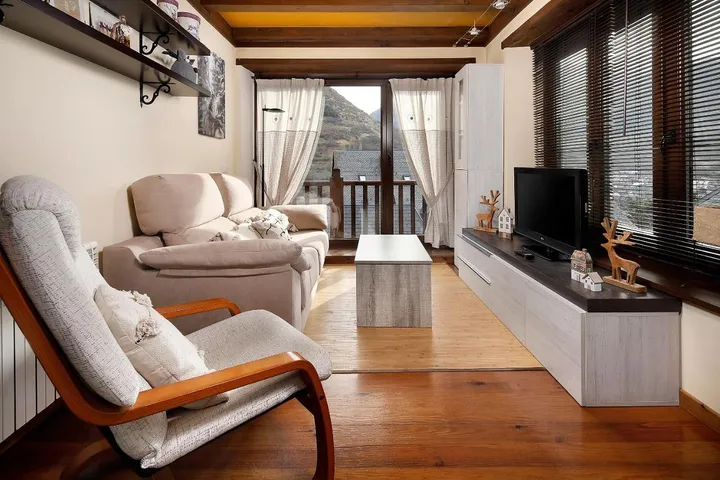 Apartamento de vacaciones para 4 personas, con vistas y balcón, Familias con niños - 1