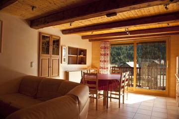 Gîte pour 8 personnes, avec balcon à Ceillac