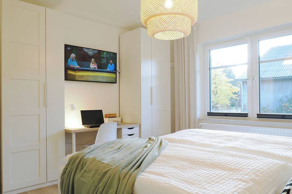 Ganze Wohnung, Neu! \"Skandi-Lounge\" - Naturnah, mit Glasfaser-Internet, Wallbox und Terrasse in Heerstedt, Beverstedt