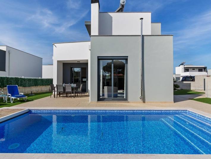 Villa para 6 pessoas, com piscina e jardim em Foz do Arelho
