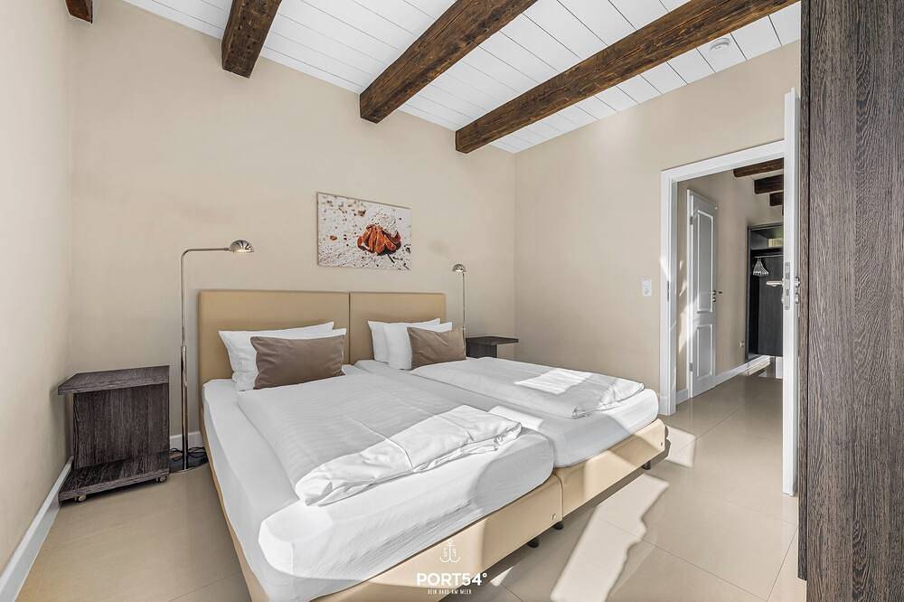 Ganze Wohnung, Ferienwohnung Lille Hus 1 in St. Peter-Ording: 95 m² mit Terrasse in St. Peter-Ording, Eiderstedt