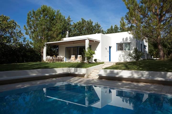 Ferienhaus für 6 Personen, mit Balkon und Terrasse sowie Garten und Pool in Nafplio