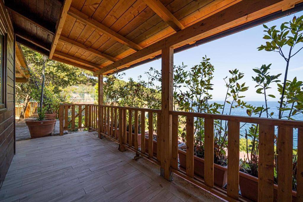 Villa Ray Beach in Naregno, Capoliveri