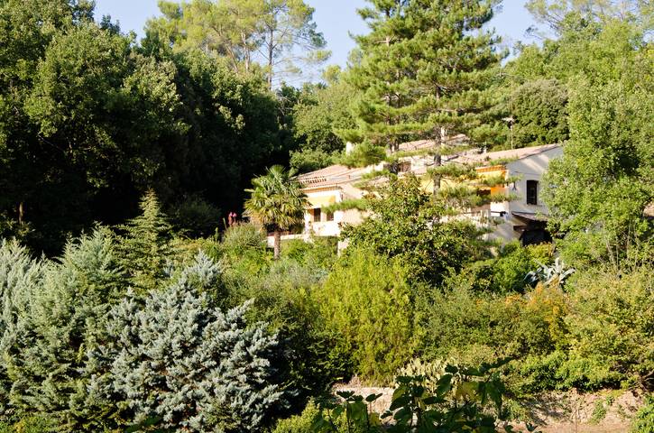 Gîte pour 8 personnes, avec Piscine à Brignoles - 2