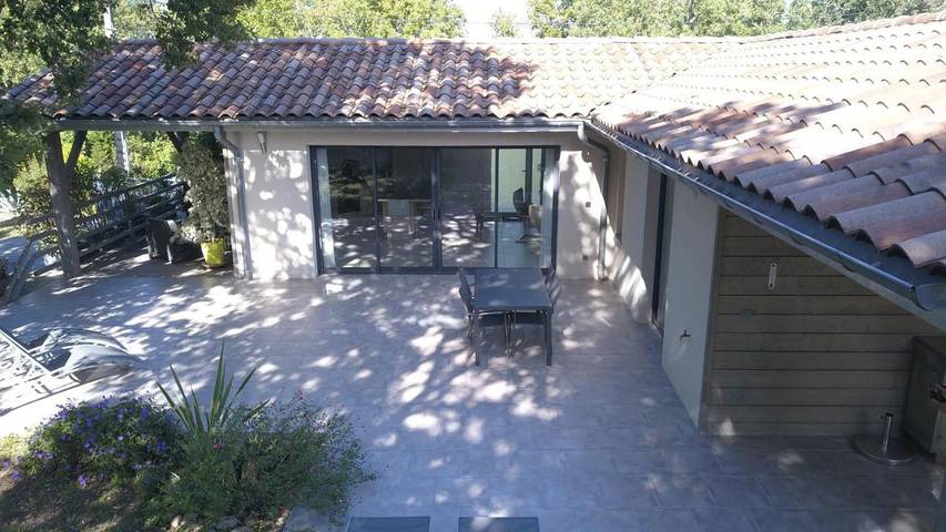 Location de vacances pour 4 personnes, avec vue et jardin à Balazuc - 3