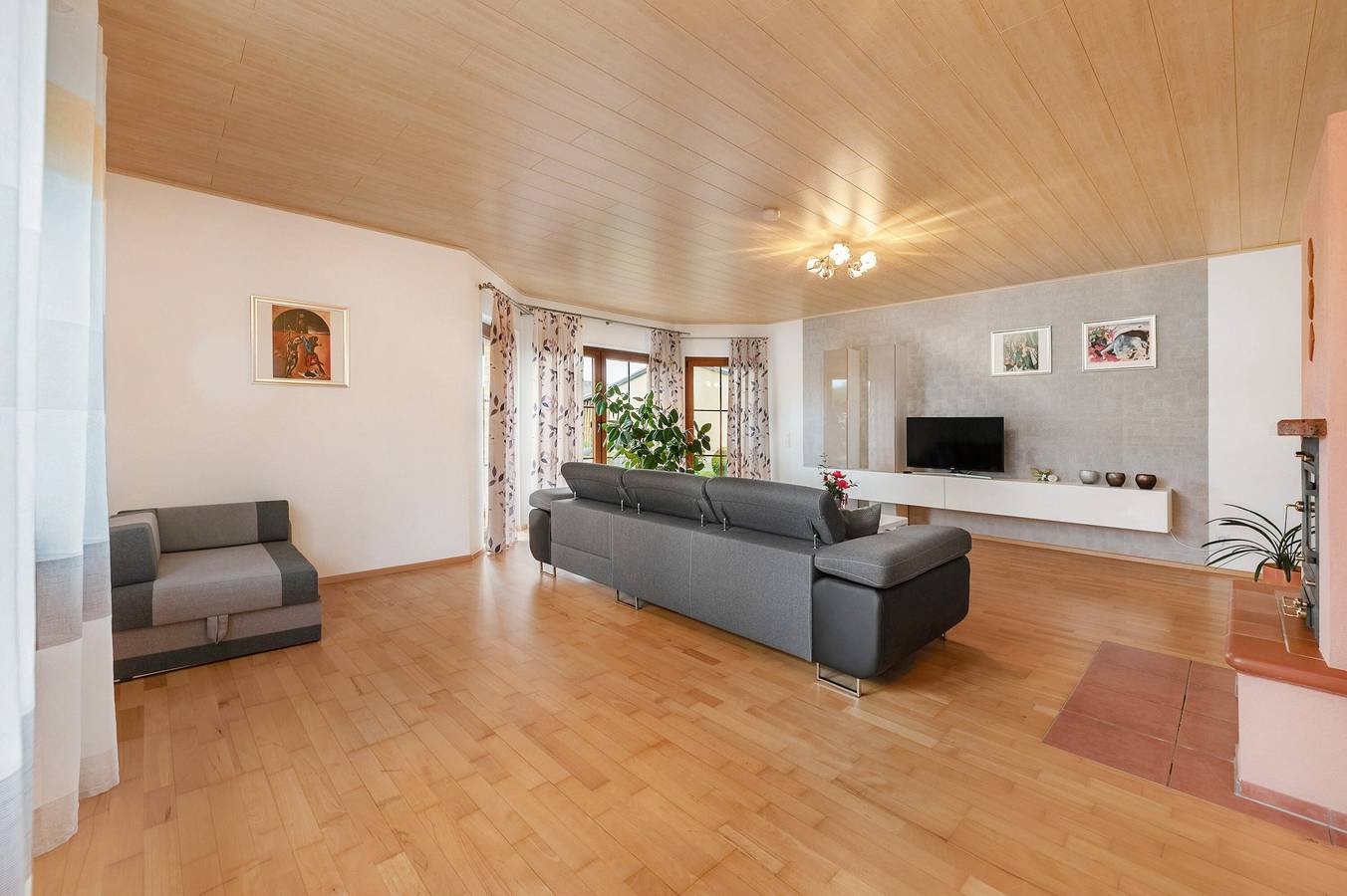 Appartement entier, Appartement 'Lora' avec terrasse privée et Wi-Fi in Blankenrath, Cochem-Zell