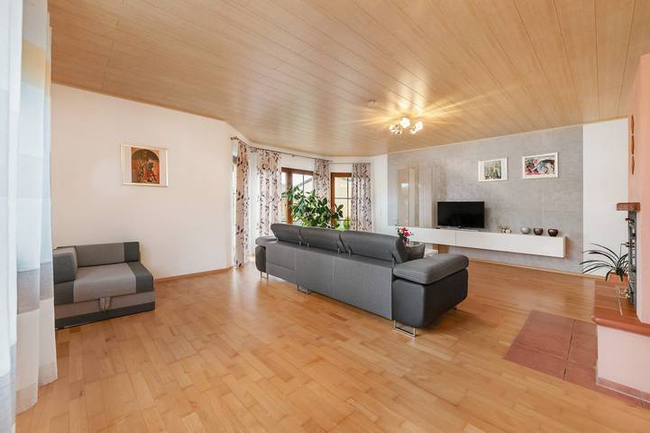 Ganze Wohnung, Ferienwohnung 'Lora' mit privater Terrasse und Wlan in Blankenrath, Cochem-Zell