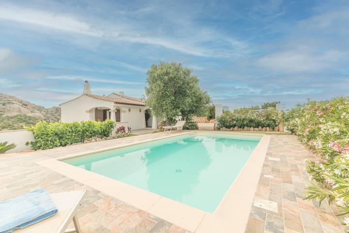 Villa pour 6 personnes, avec jardin dans Costa Smeralda - 2