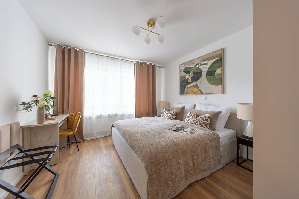 Ganze Wohnung, Große Designer Wohnung mit Terrasse bei München in Unterschleißheim, Oberbayern