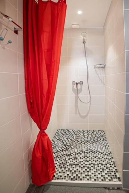 Gîte pour 6 personnes, animaux acceptés à Meyzieu - 3