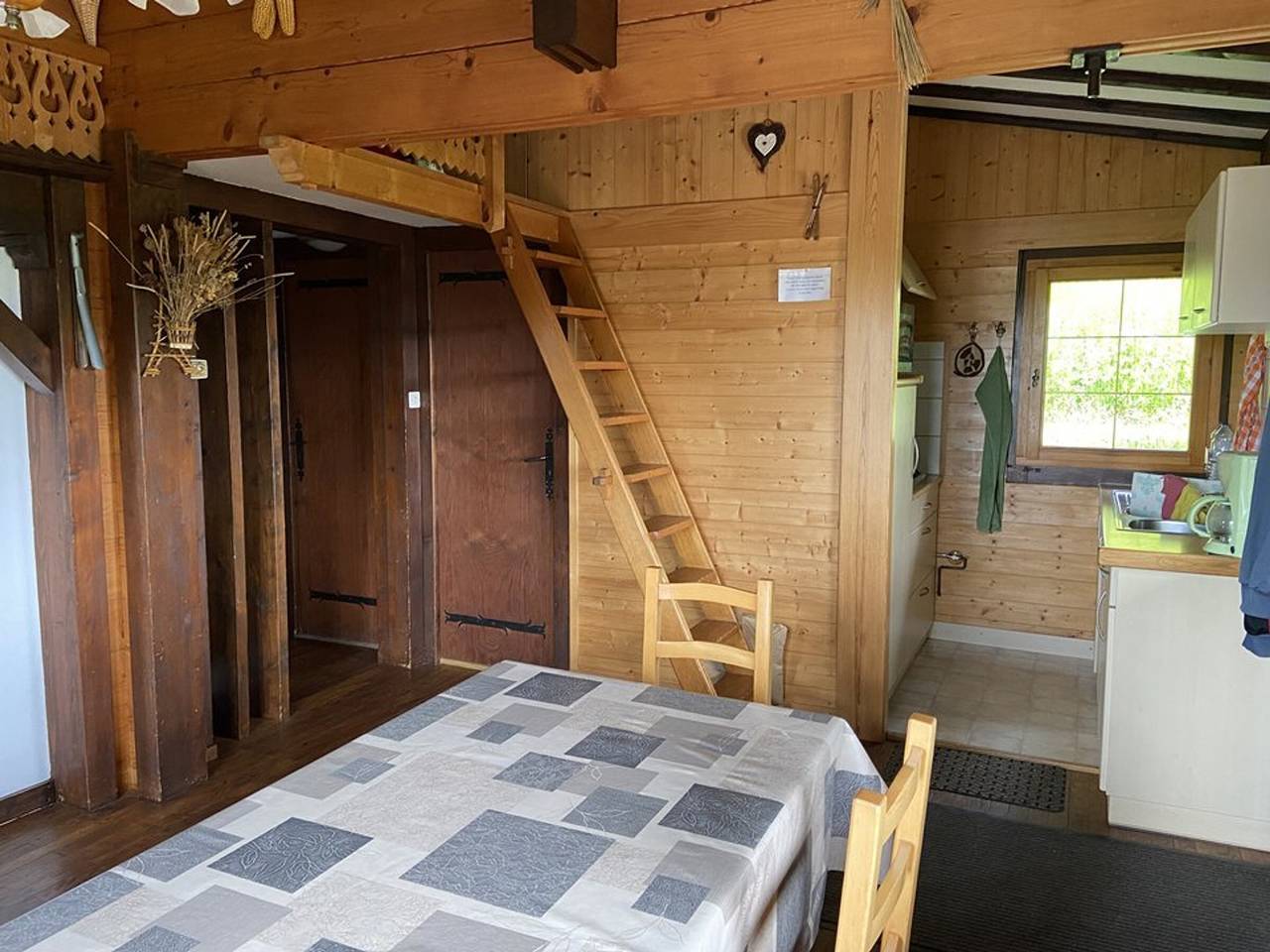 Acogedor chalet en Crest-Voland para 6 personas con cocina completa y sala de estar in Crest-Voland, Albertville region