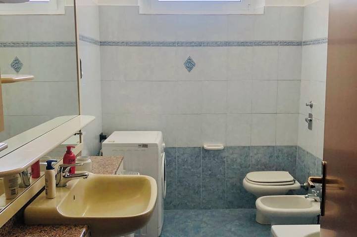 75sqm apartment in villa in Cinisello Balsamo, Provincia de Milan