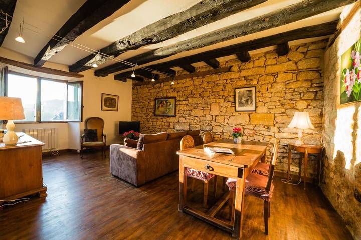 Location de vacances pour 4 personnes, avec vue et terrasse à Beynac-et-Cazenac - 3