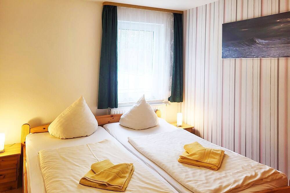 Entire apartment, 2-R-Fewo 28 - Ferienpark Waldperle in Trassenheide, Usedomer Norden