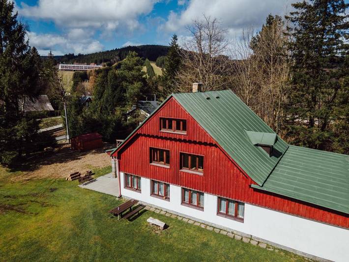 Hostel für 4 Personen, mit Garten und Ausblick