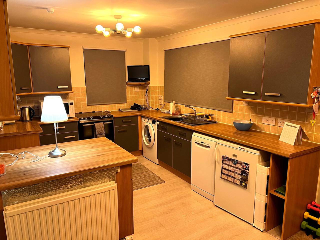 Cozy Twin Room • Easy City Access • Free Parking in Edinburgh, Edinburgh and Lothian