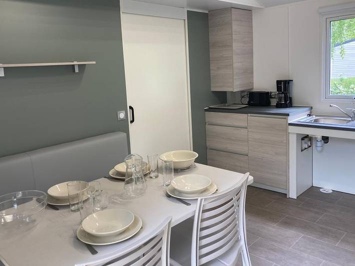 Camping pour 4 personnes, avec piscine et bassin pour enfant dans l' Ariège - 2