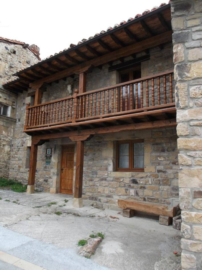 Casa rural para 9 personas, con balcón y vistas - 1
