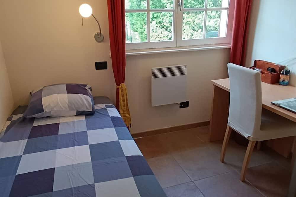Geheel appartement, Superb sea view, 2 bedrooms, terrace, swimming pool. Fast wifi. in Agay, Saint-Raphaël