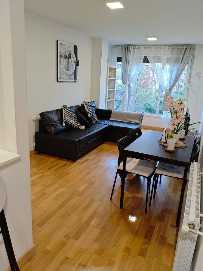 Gîte pour 4 personnes, avec vue dans Solares - 4