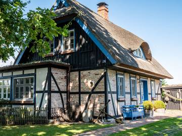 Ferienhaus für 8 Personen in Born a. Darß, Born am Darß, Bild 2