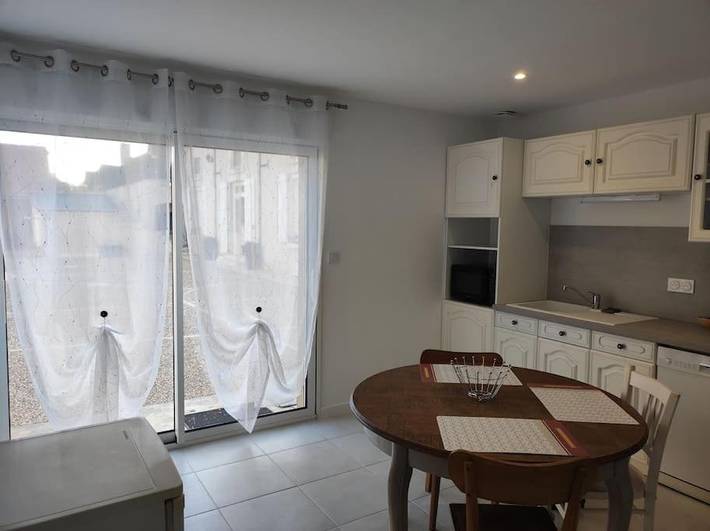 Location de vacances pour 2 personnes, avec jardin à Saint-Claude-de-Diray - 4