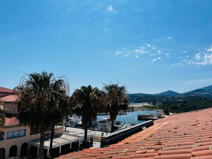 Gîte pour 4 personnes, avec terrasse dans Office de Tourisme d'Argelès sur Mer - 2