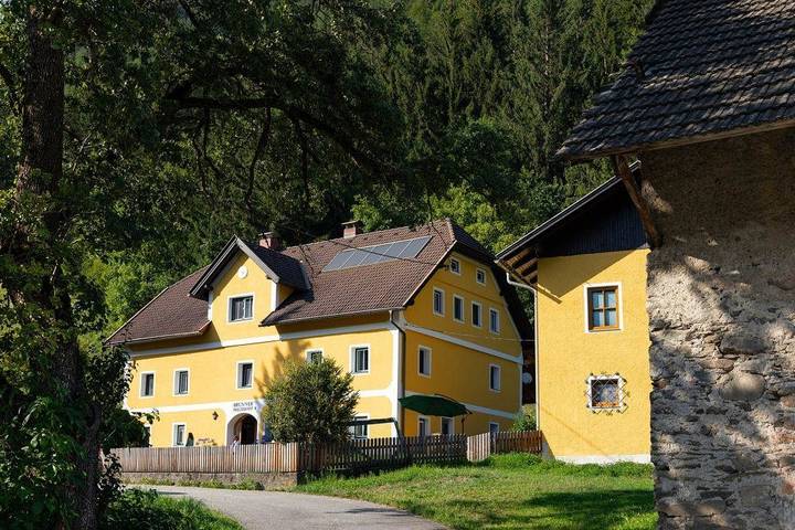 Brunner Ferienwohnung "Im Hühnerhotel" in Hohe Tauern, Reißeck