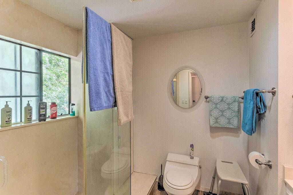 Neu! Downtown Cottonwood Home mit Whirlpool und Terrasse! in Cottonwood (AZ), Coconino Nationalwald