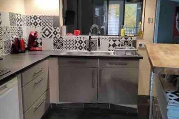 Location de vacances pour 8 personnes, avec terrasse, animaux acceptés à Boulazac