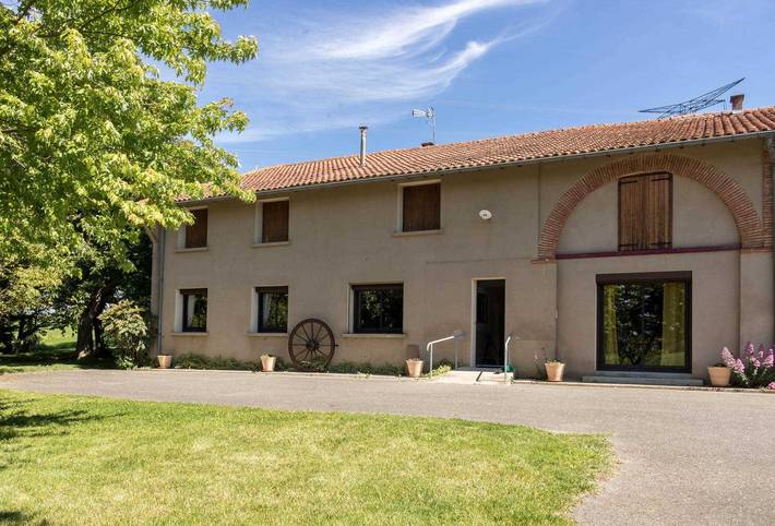 Gîte pour 7 personnes, avec Terrasse et Jardin