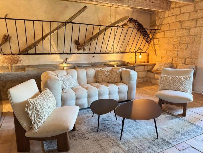 Location de vacances pour 2 personnes, avec jardin ainsi que vue et piscine dans Gallician - 2