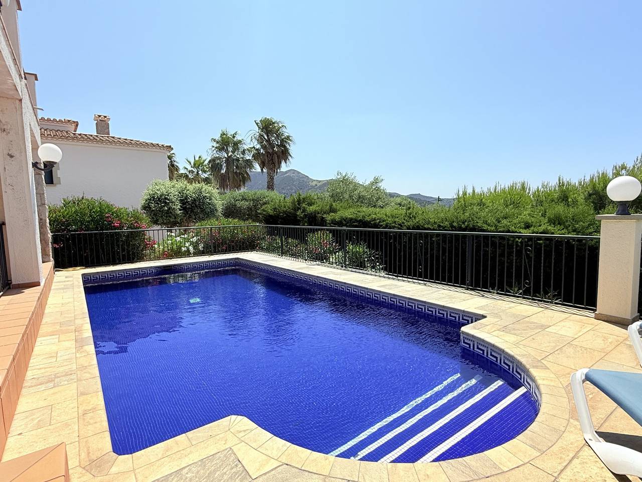 Maison familiale avec piscine privée et climatisation à Roses in El Mas Fumats, Roses