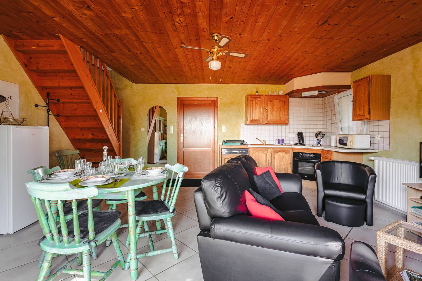 Maison de vacances 'Gîte Le Petit Sableau' avec piscine et Spa, terrasse privée et Wi-Fi in Marans, Région de La Rochelle