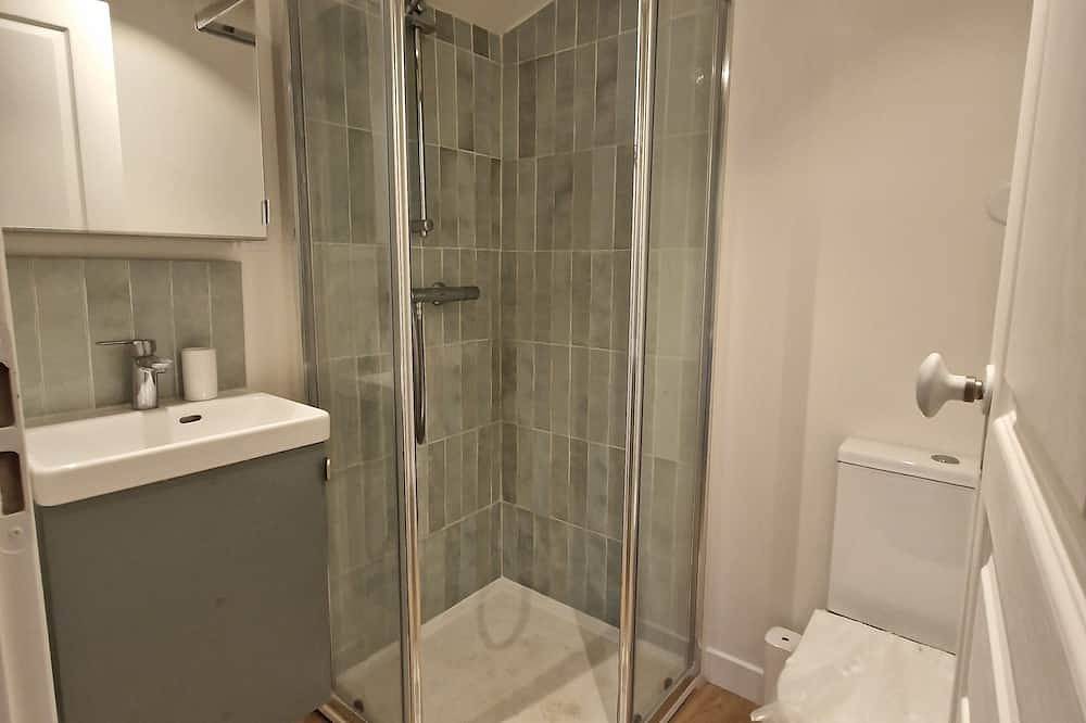 Studio 20m2 Avec Accès Jardin in Clamart, Hauts-de-Seine