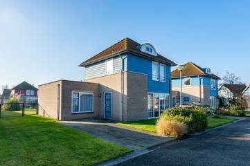 Ferienhaus für 6 Personen, mit Sauna und Balkon/Terrasse sowie Terrasse in Seeländisch Flandern