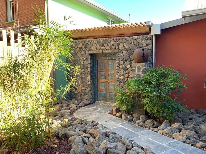 Location de vacances pour 8 personnes, avec piscine et jardin dans Plage de Trou d'eau - 3