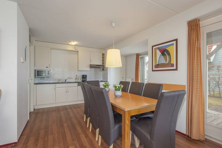 Ferienhaus für 8 Personen, mit Balkon/Terrasse und Terrasse in Bruinisse - 4