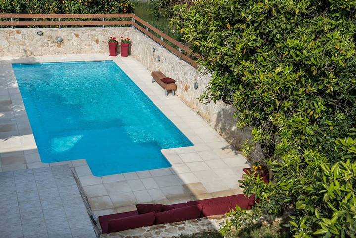 Villa für 6 Personen, mit Pool und Garten sowie Whirlpool, kinderfreundlich in Chania und Umgebung - 2